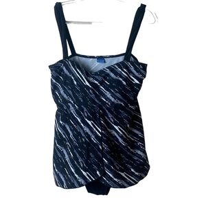 Byron Blue Australia black size 16 One Piece Swim suit